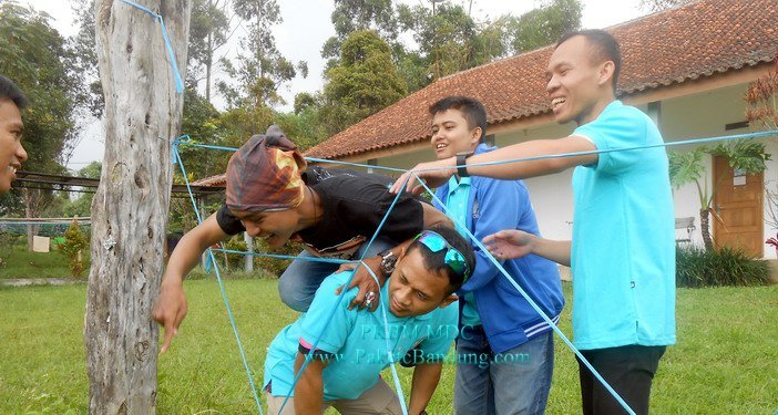 Outbound-in-natural-hill-PKBM-MDC