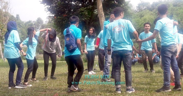 Outbound-in-natural-hill-PKBM-MDC