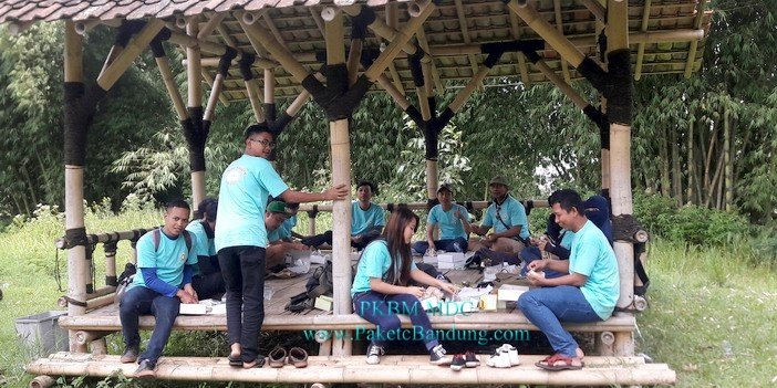 Outbound-in-natural-hill-PKBM-MDC