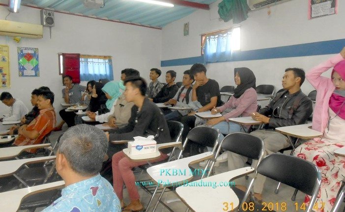 Serah Terima Ijazah Paket C SMA 2018