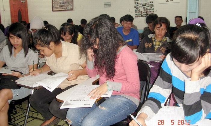 kegiatan belajar paket c sma