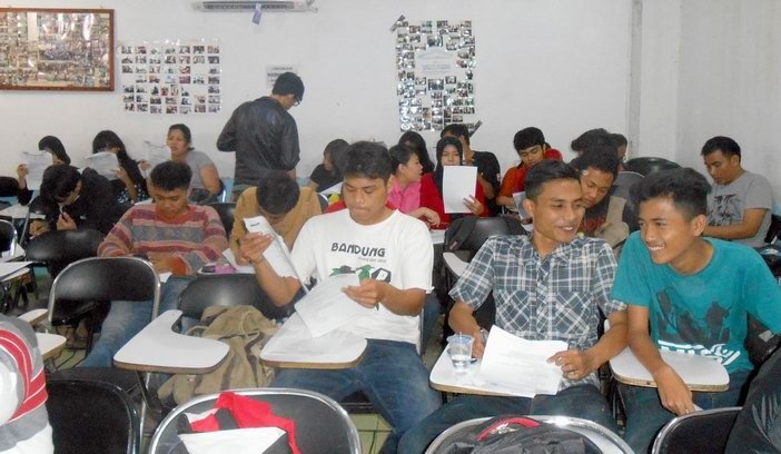 PRA UN PAKET B SETARA SMP 2014