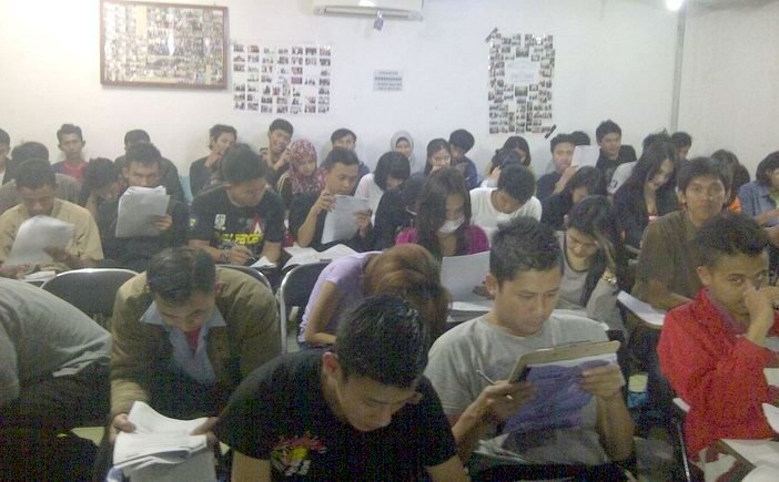 Pra UN Paket c setara SMA 2014