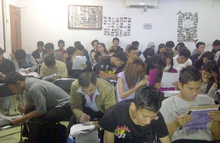 Pra UN Paket c setara SMA 2014